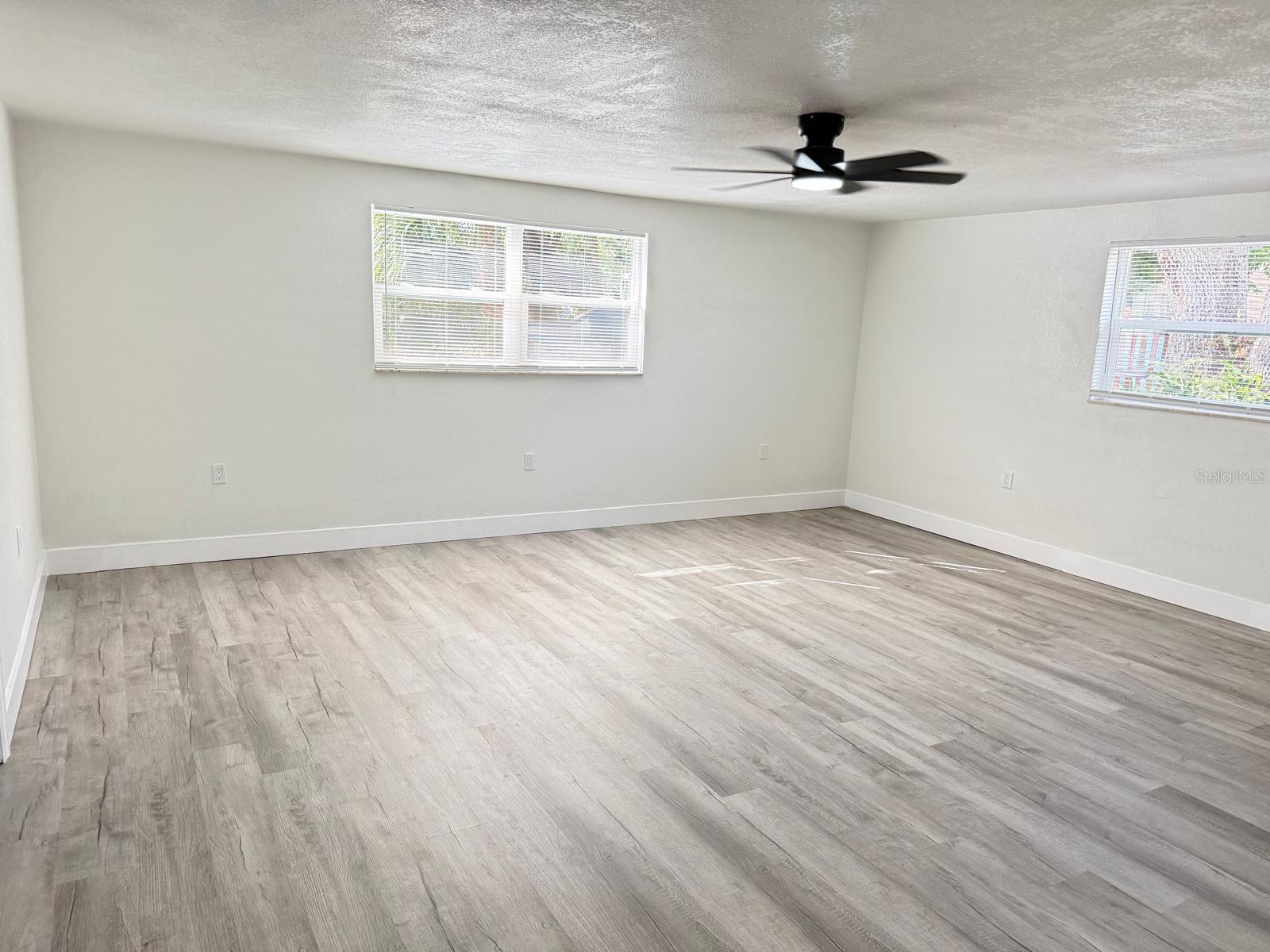 Image 20 of 45 For 12707 Colony Road