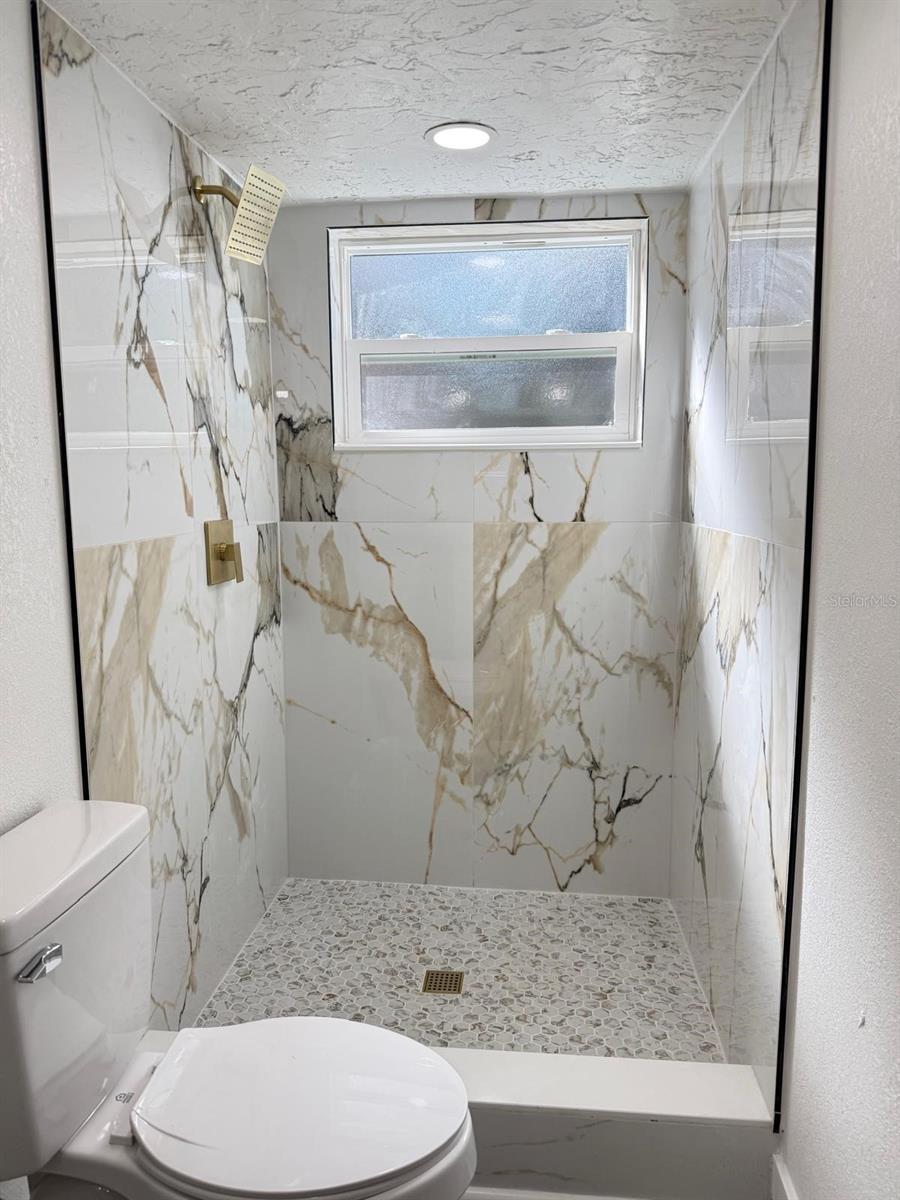 Image 21 of 45 For 12707 Colony Road