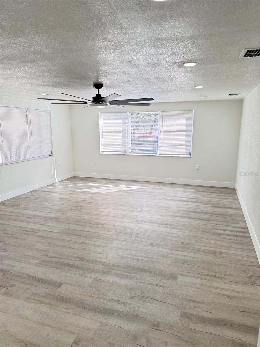 Image 40 of 45 For 12707 Colony Road