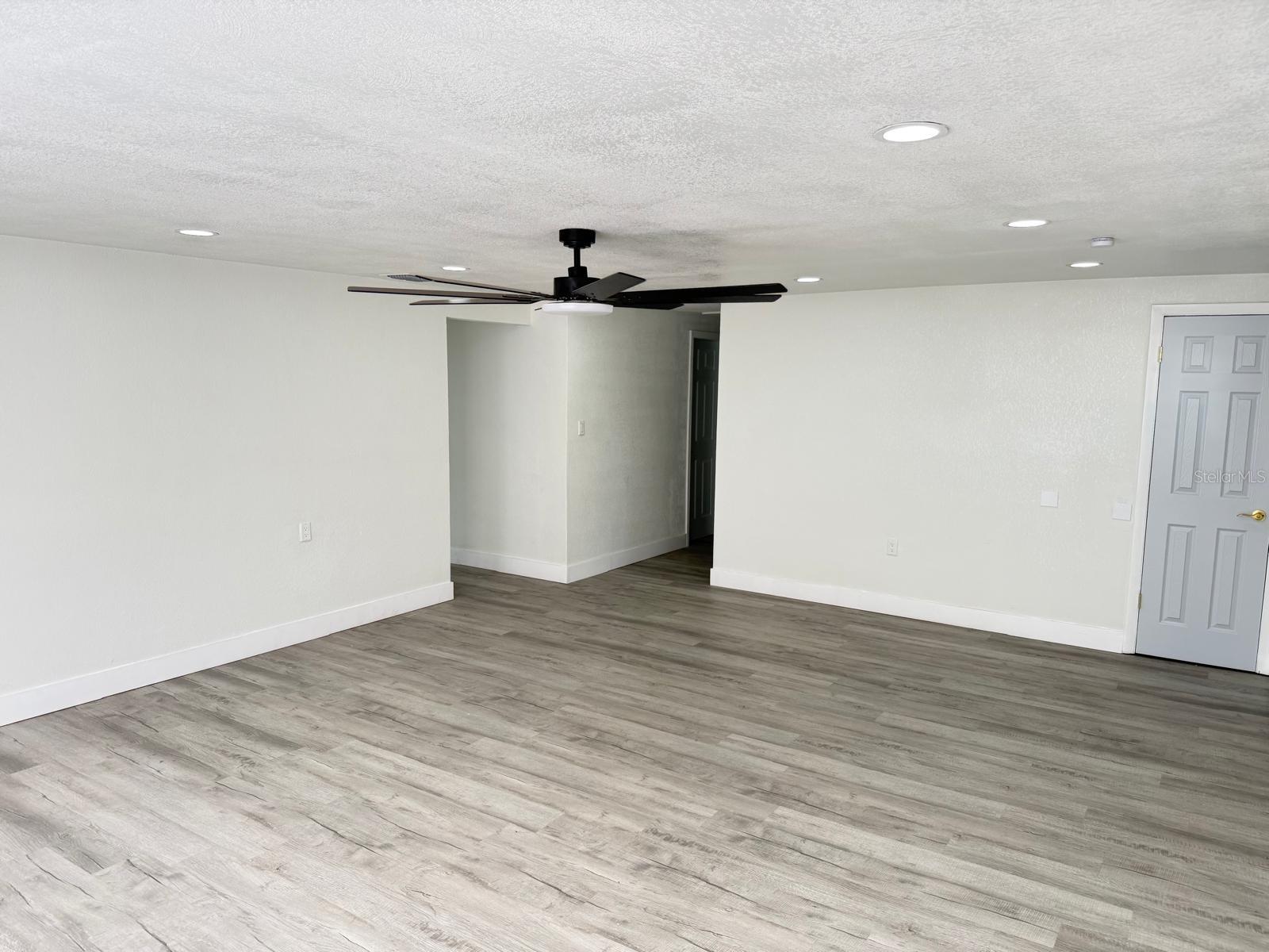 Image 43 of 45 For 12707 Colony Road