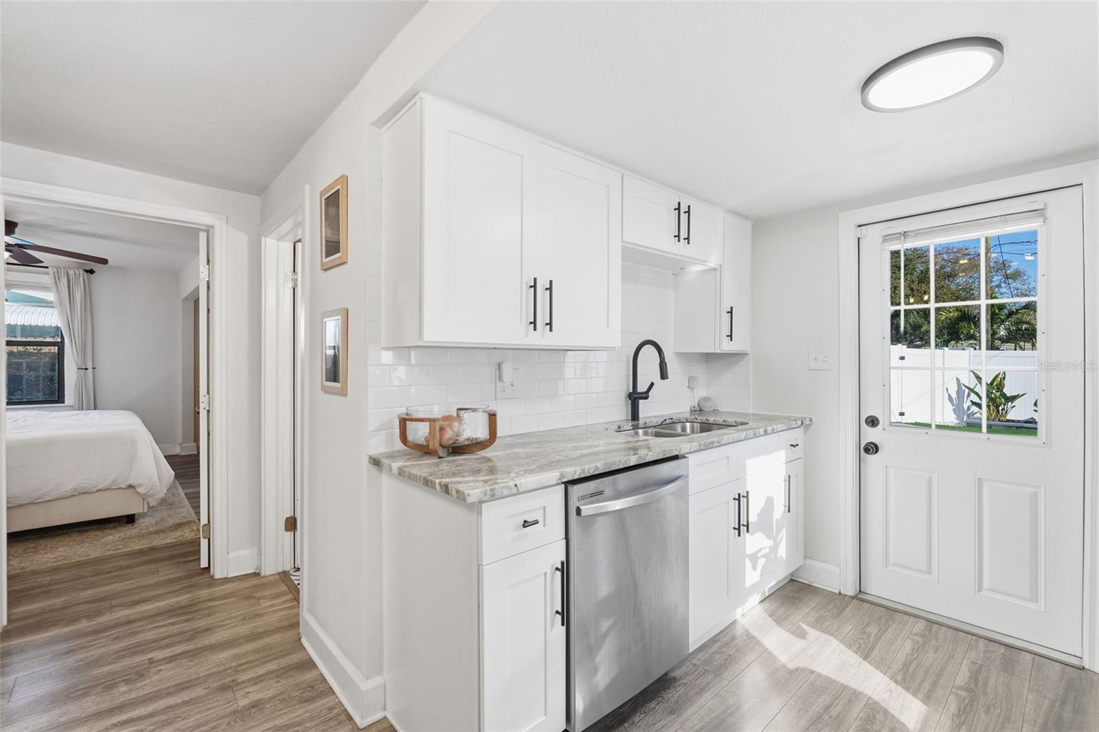 Image 8 of 31 For 3835 4th Avenue N