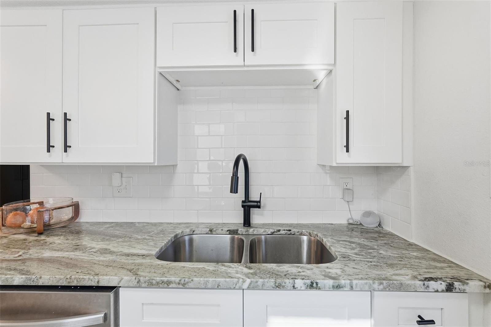 Image 9 of 31 For 3835 4th Avenue N