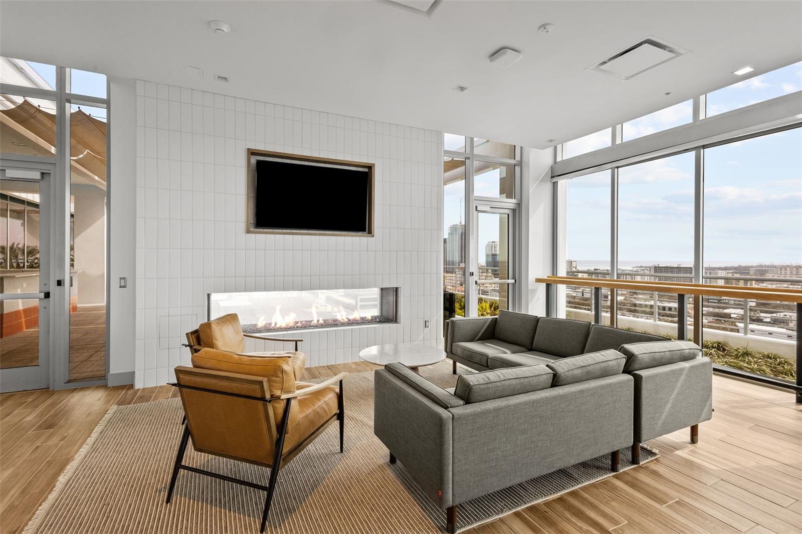 Image 36 of 45 For 777 3rd Avenue N 1504