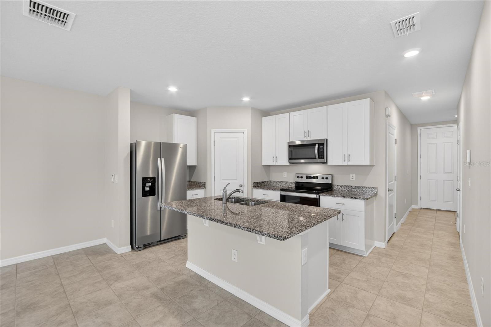 Image 15 of 64 For 2710 Scarlet Bay Place