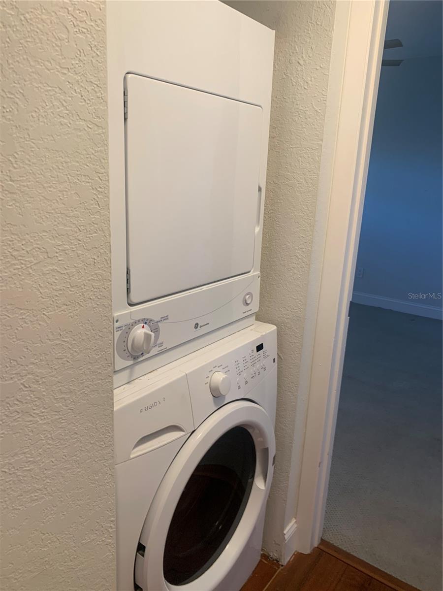 Image 19 of 26 For 1125 Pinellas Bayway S 205