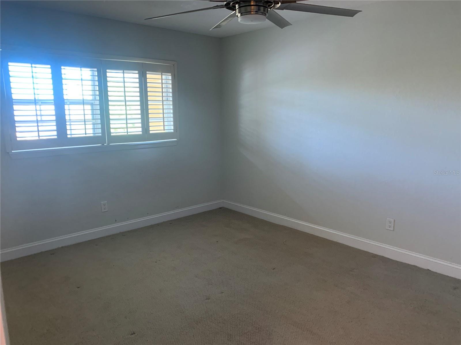 Image 20 of 26 For 1125 Pinellas Bayway S 205