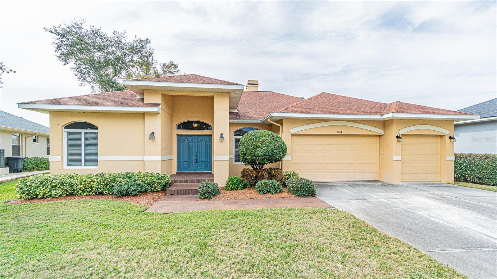 Image 26 of 38 For 12124 94th Way