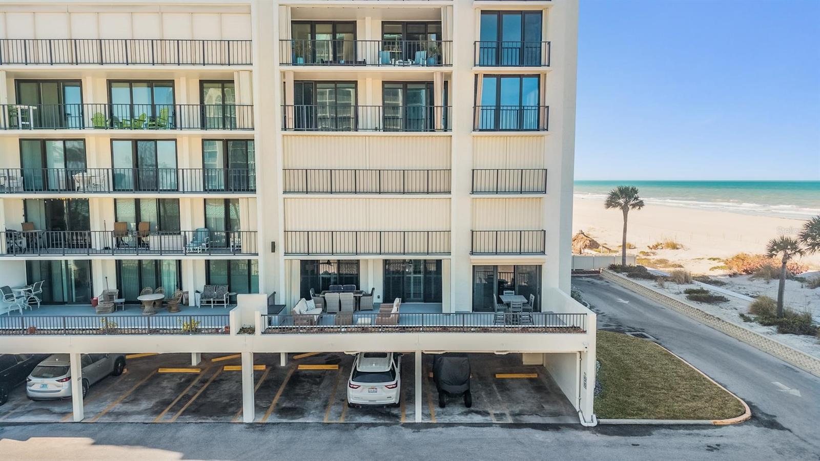 Listing photo id 26 for 1400 Gulf Boulevard 109