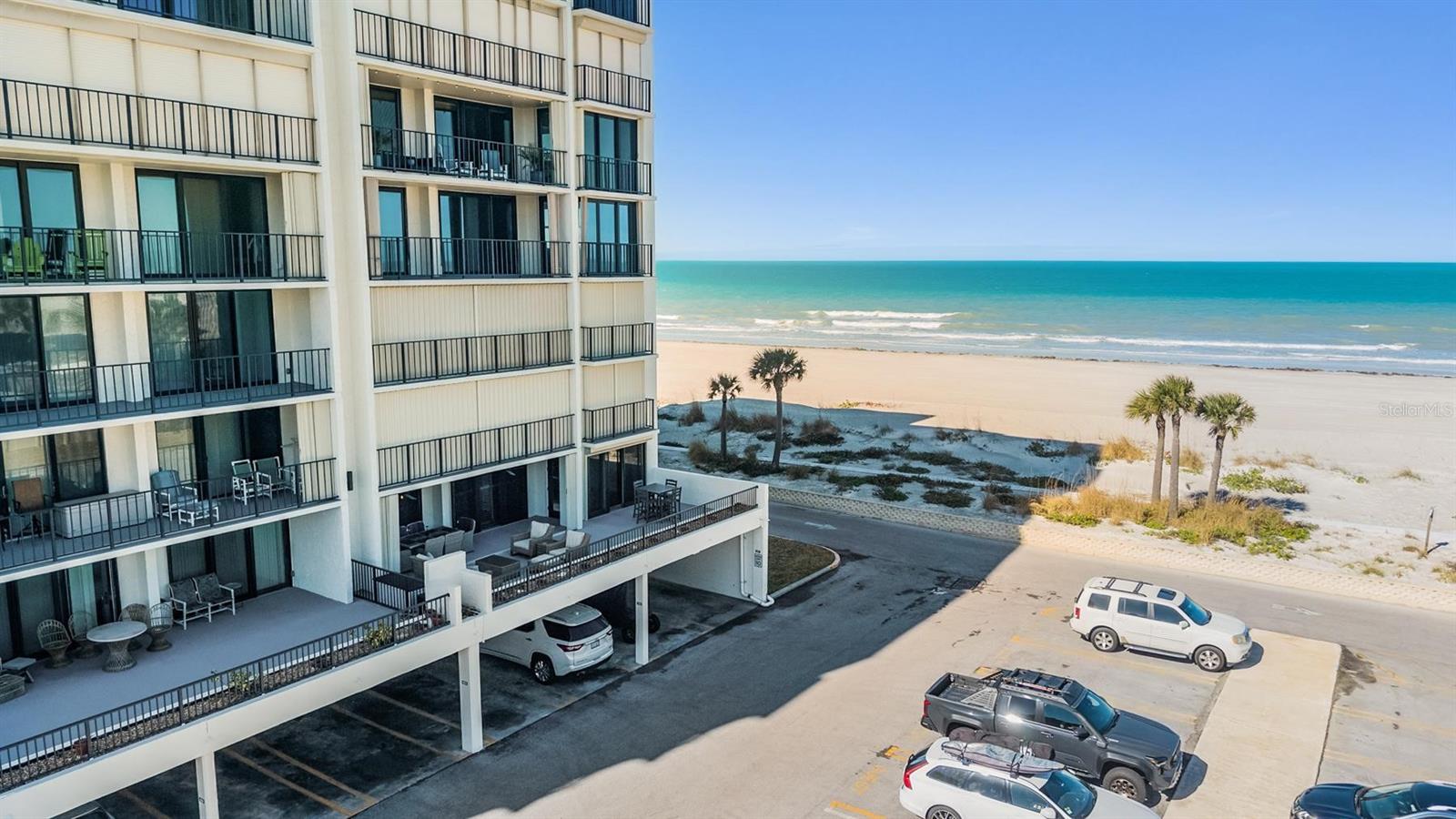 Listing photo id 27 for 1400 Gulf Boulevard 109