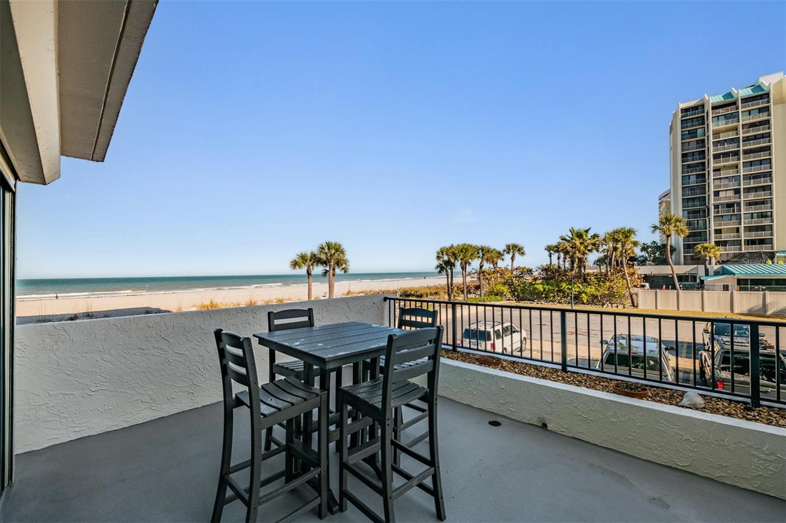 Listing photo id 29 for 1400 Gulf Boulevard 109