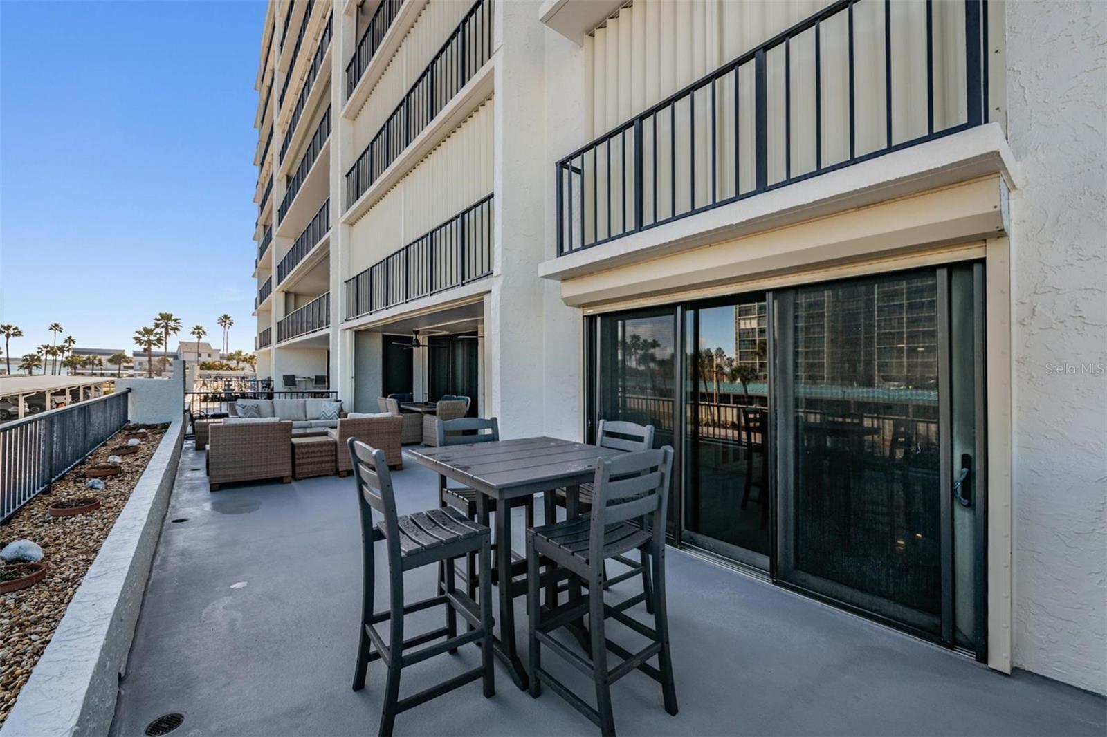 Listing photo id 30 for 1400 Gulf Boulevard 109