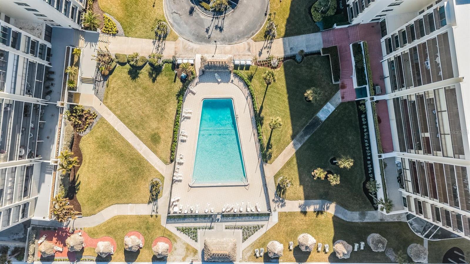 Listing photo id 32 for 1400 Gulf Boulevard 109