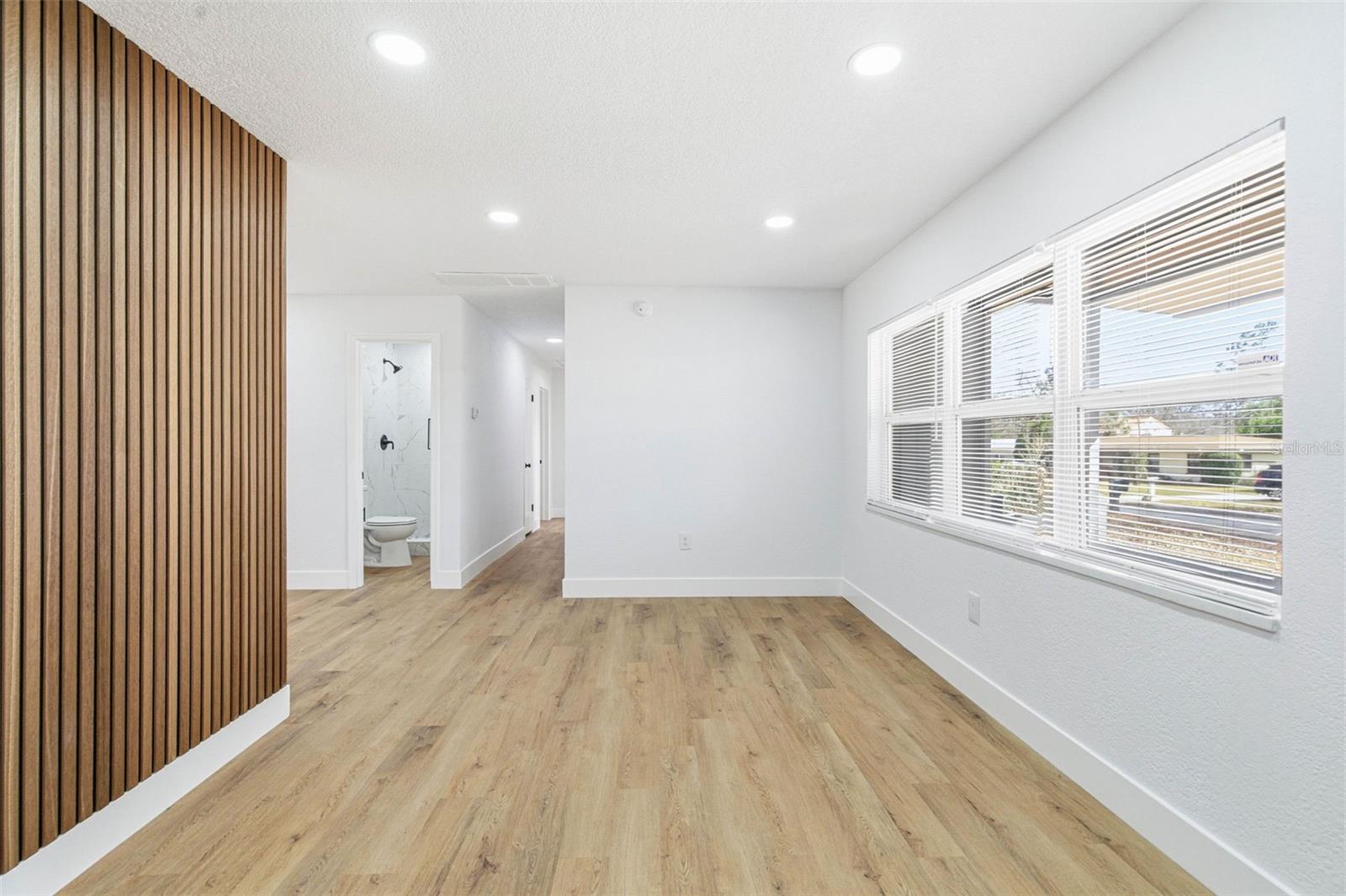 Image 11 of 58 For 304 Forest Park Avenue