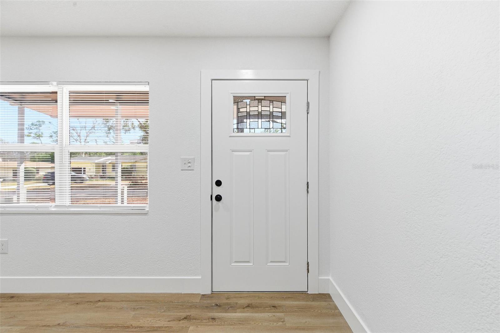 Image 13 of 58 For 304 Forest Park Avenue