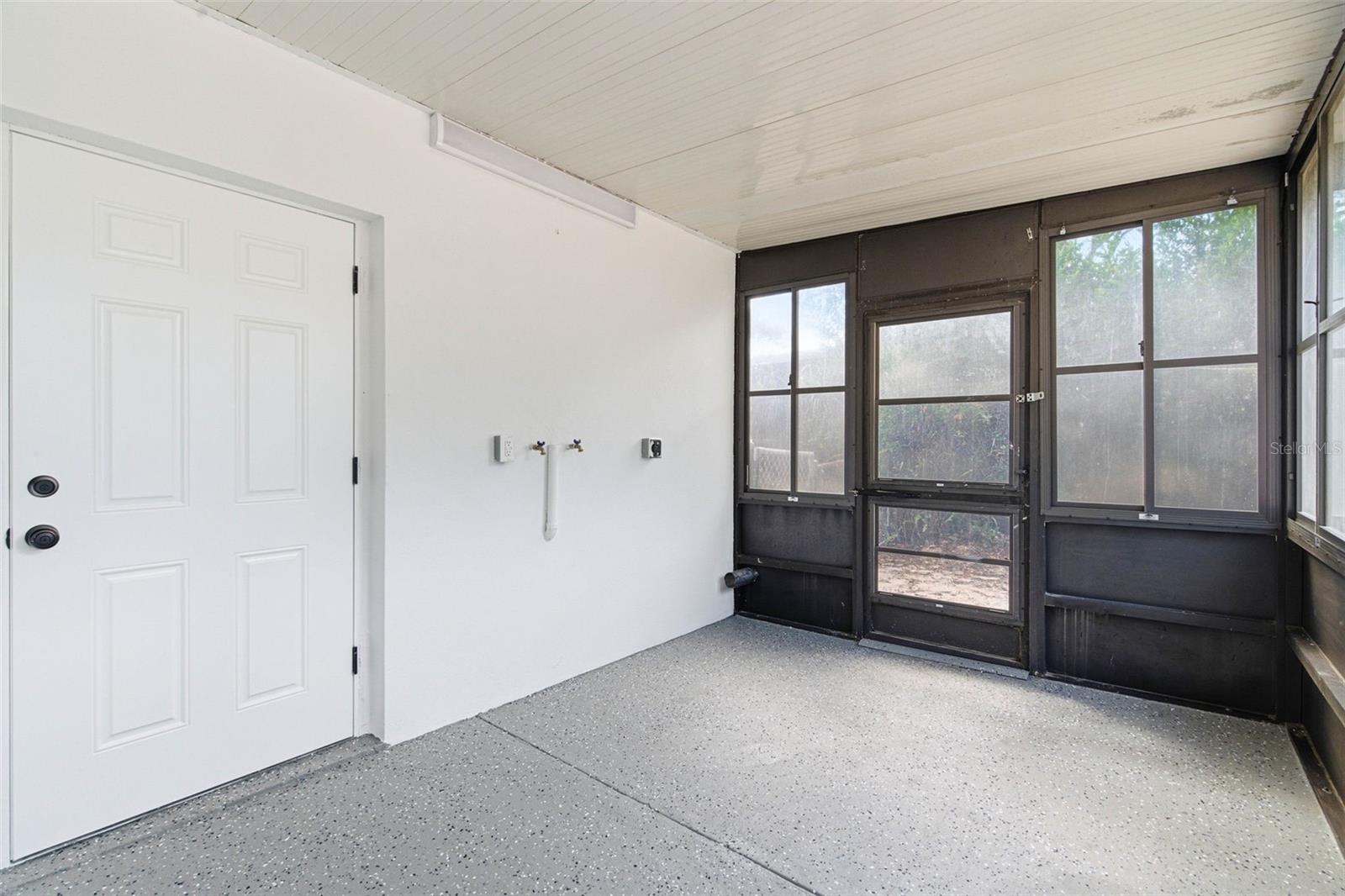 Image 27 of 58 For 304 Forest Park Avenue