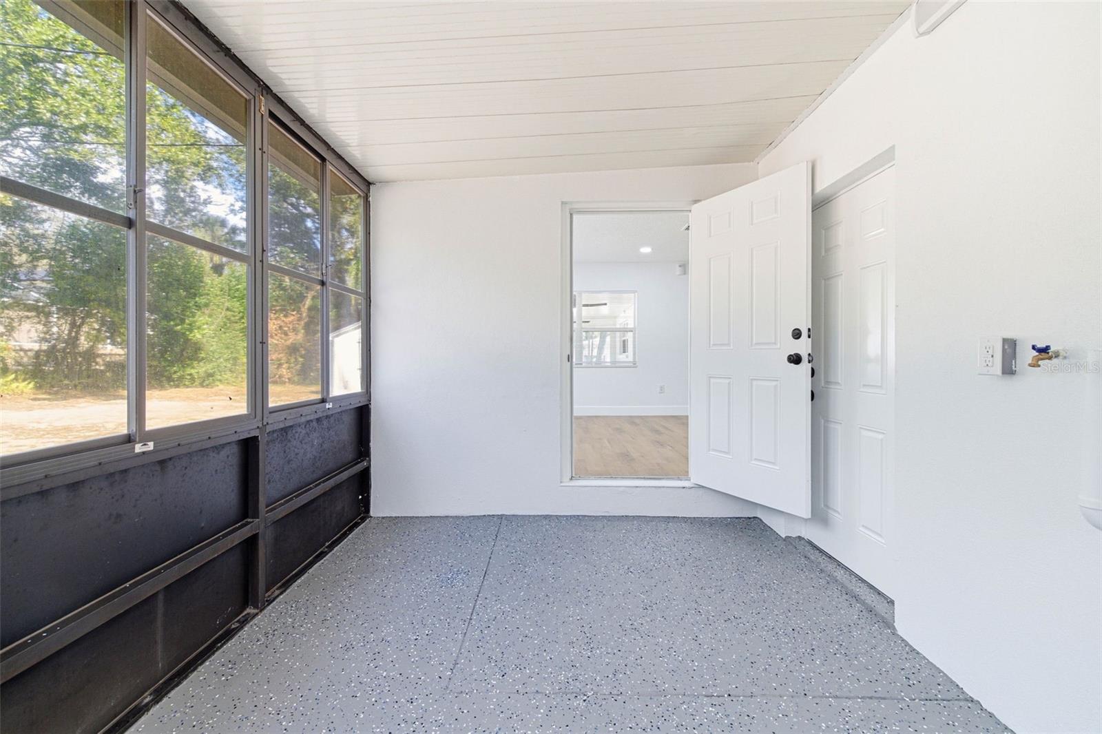 Image 28 of 58 For 304 Forest Park Avenue