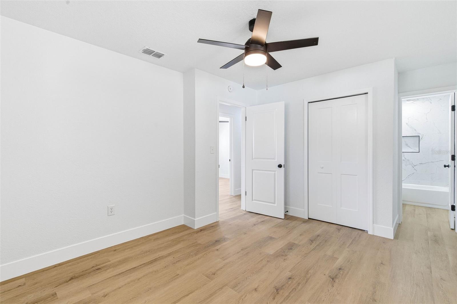 Image 38 of 58 For 304 Forest Park Avenue