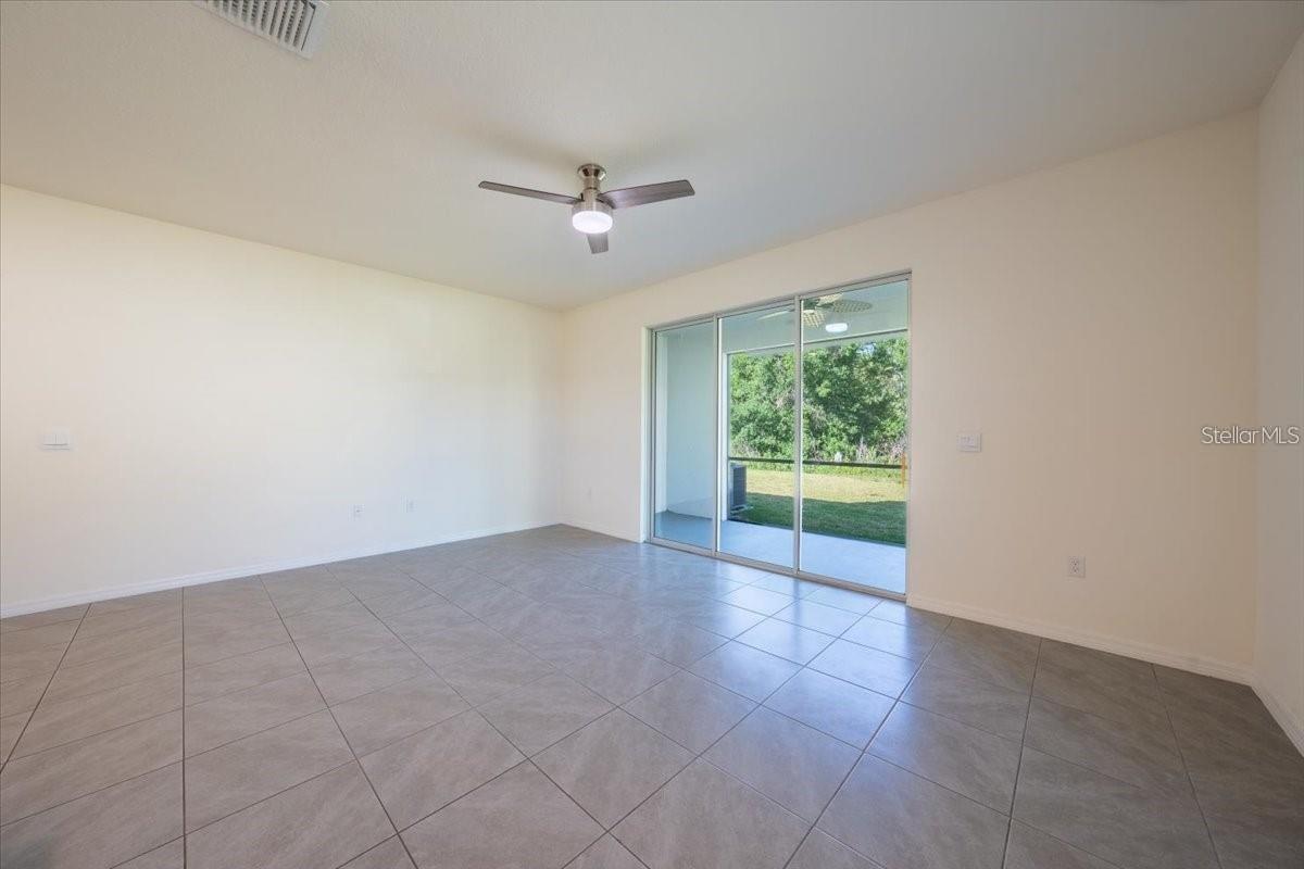 Image 19 of 47 For 1926 Pleasant Maple Court