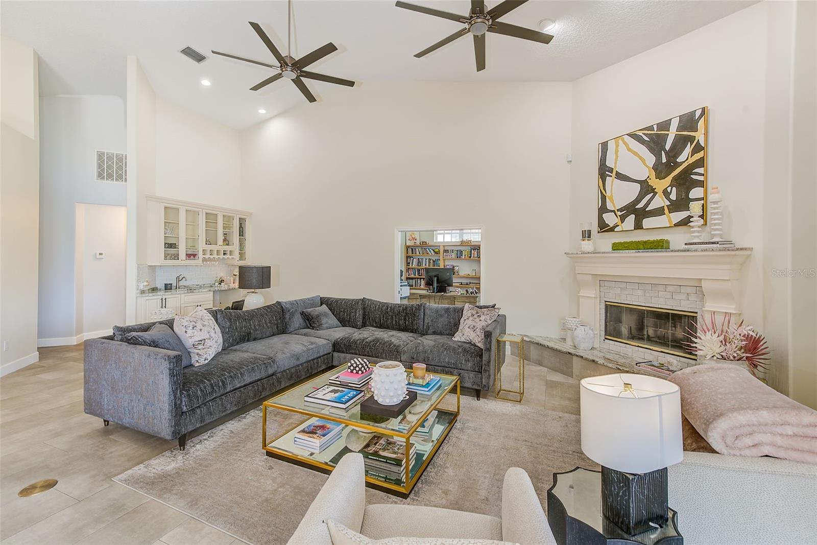 Image 16 of 76 For 7462 Watersilk Drive N