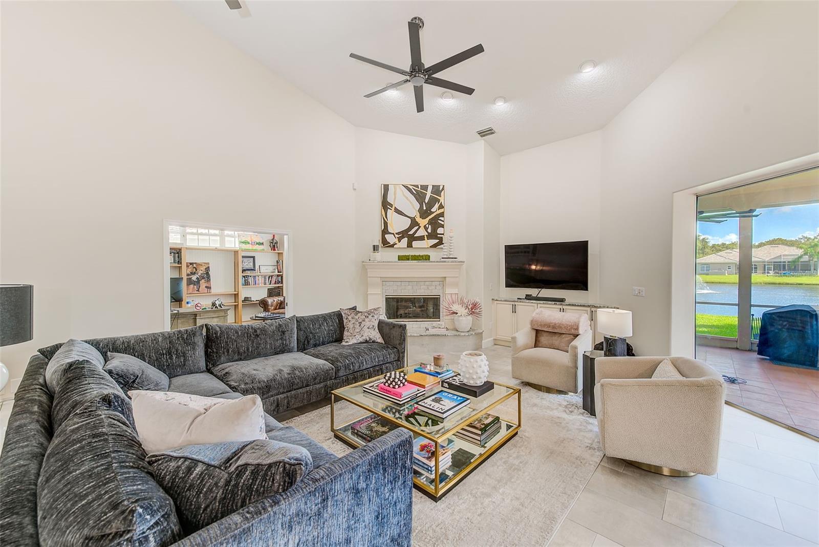 Image 17 of 76 For 7462 Watersilk Drive N