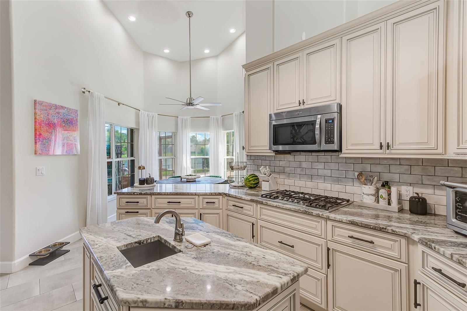 Image 25 of 76 For 7462 Watersilk Drive N