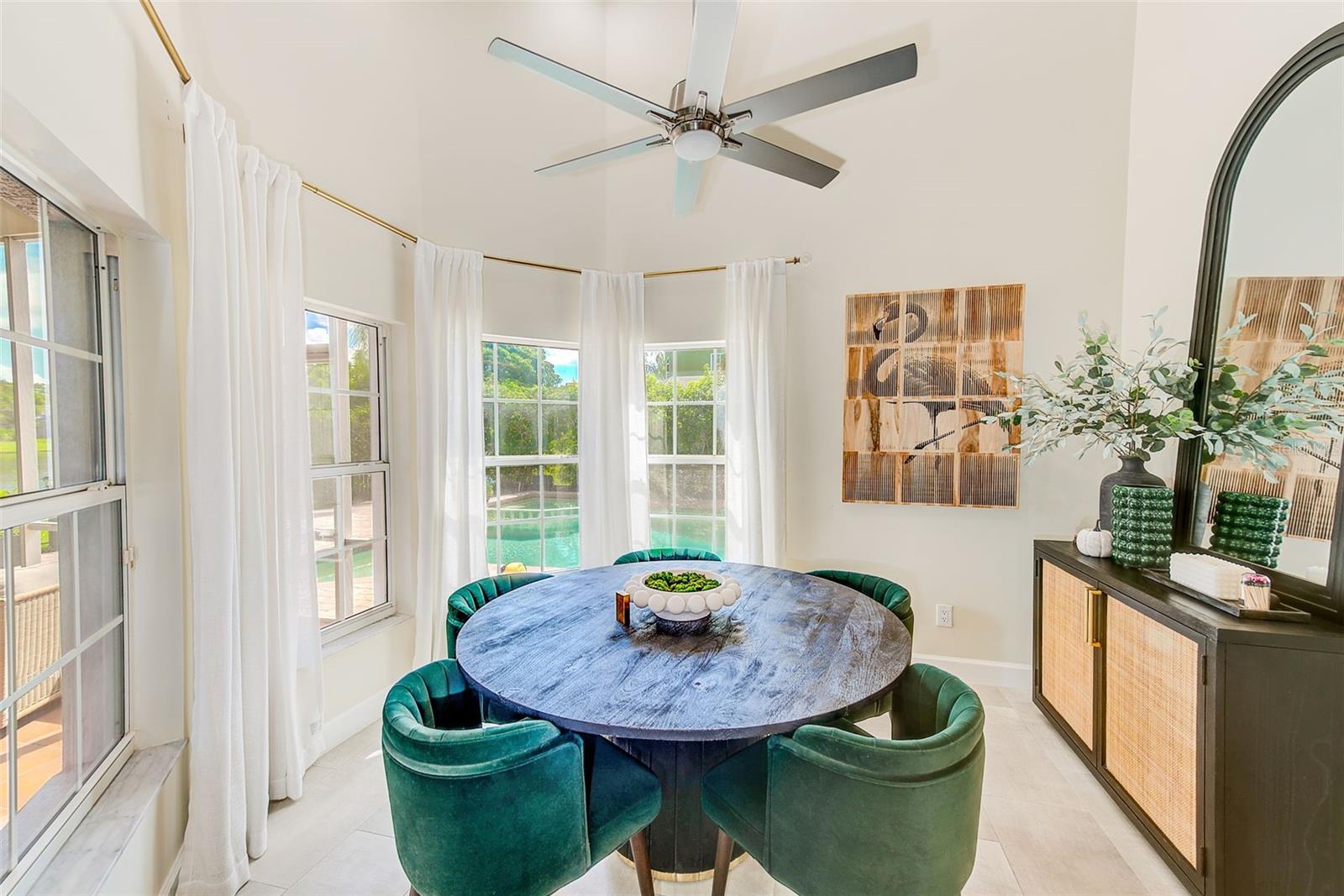 Image 27 of 76 For 7462 Watersilk Drive N