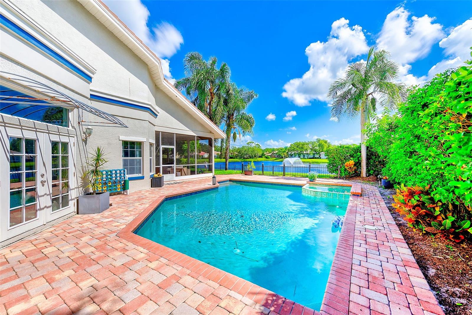 Image 3 of 76 For 7462 Watersilk Drive N