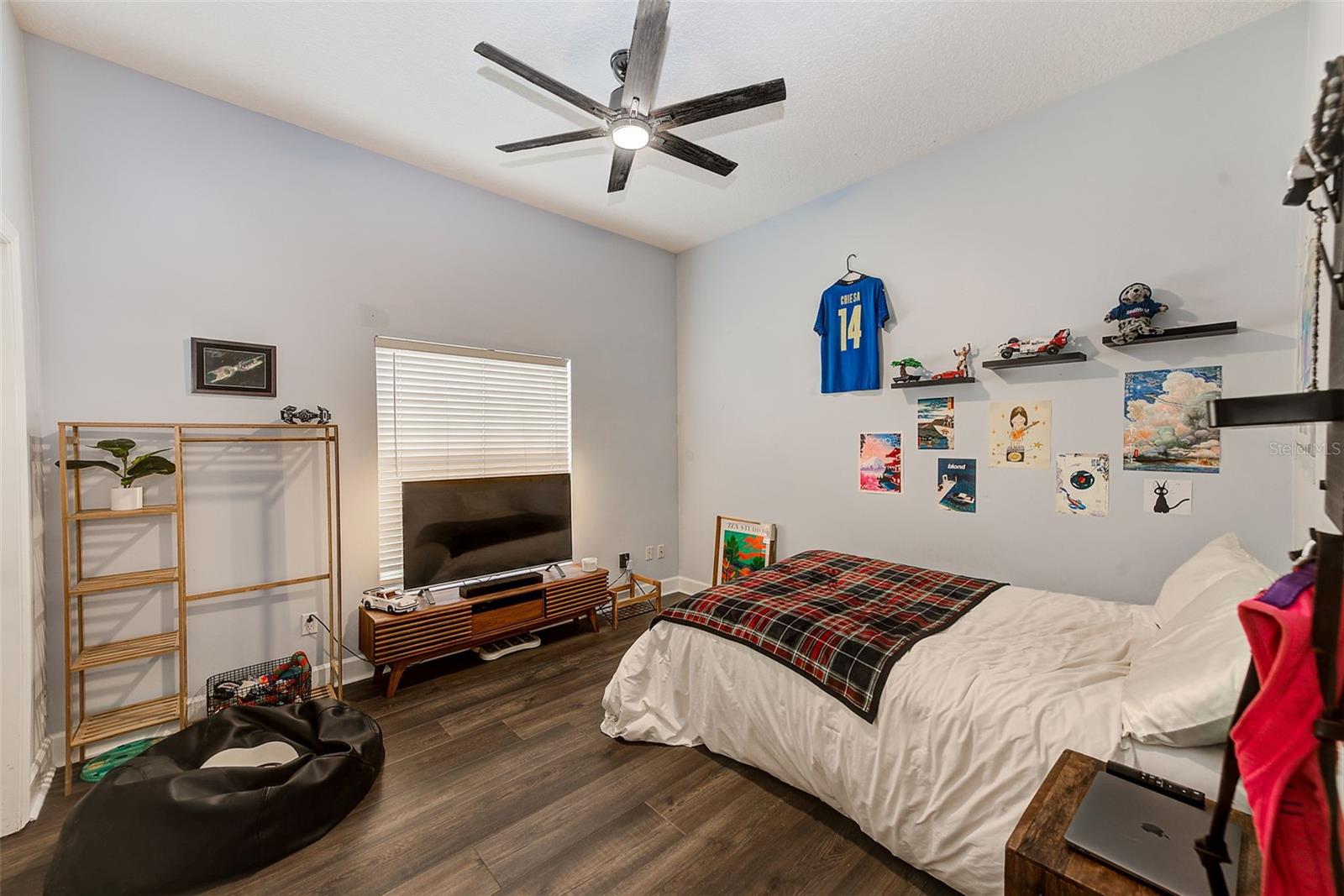 Image 37 of 76 For 7462 Watersilk Drive N