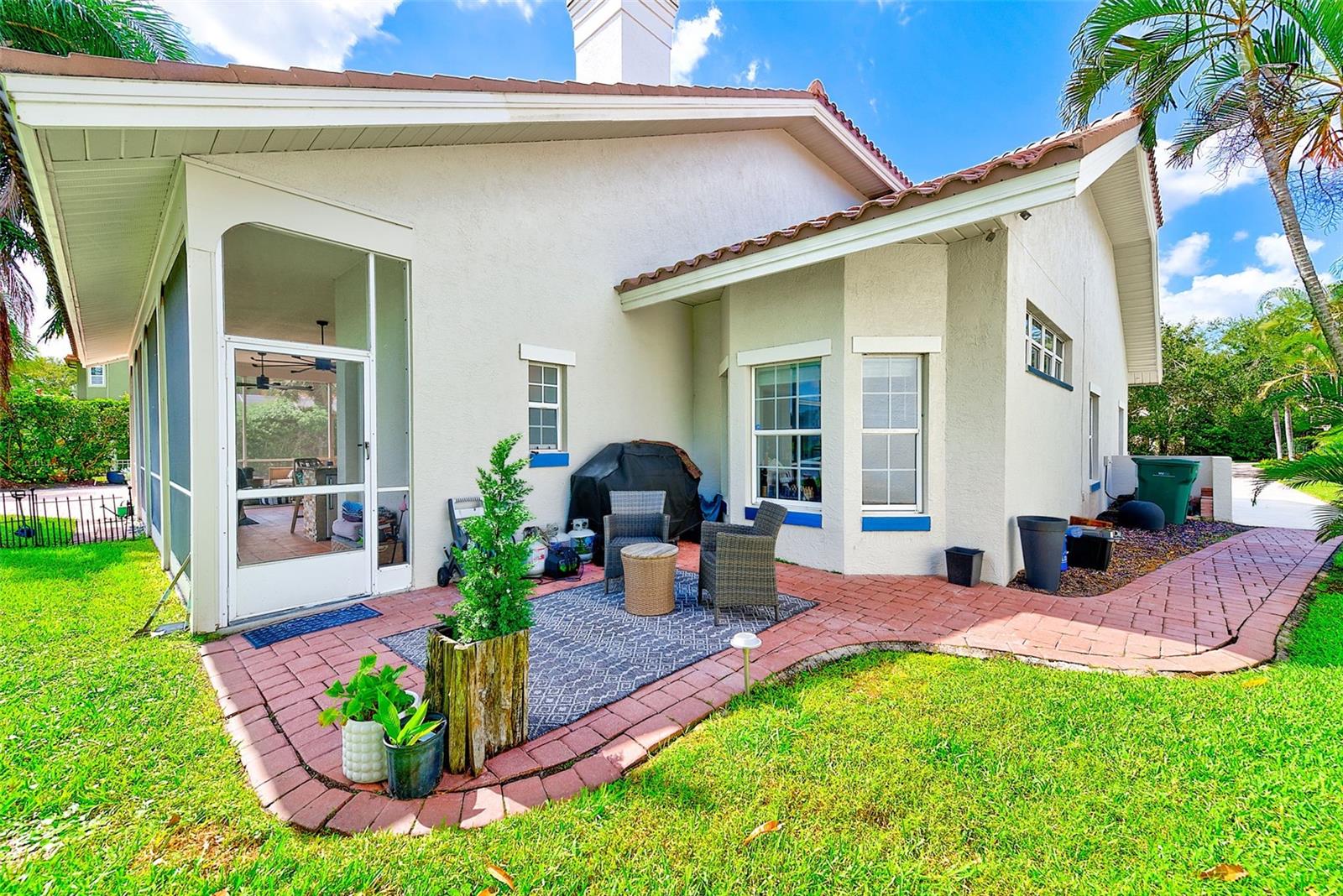 Image 41 of 76 For 7462 Watersilk Drive N