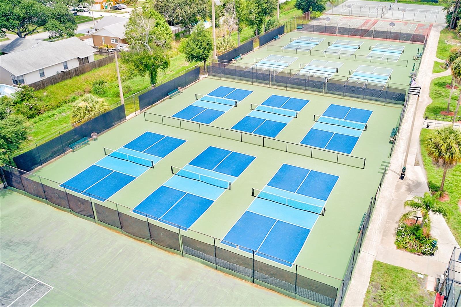 Image 71 of 76 For 7462 Watersilk Drive N