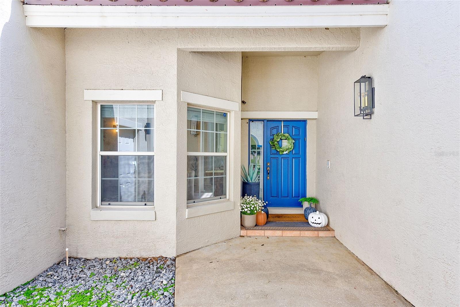 Image 9 of 76 For 7462 Watersilk Drive N