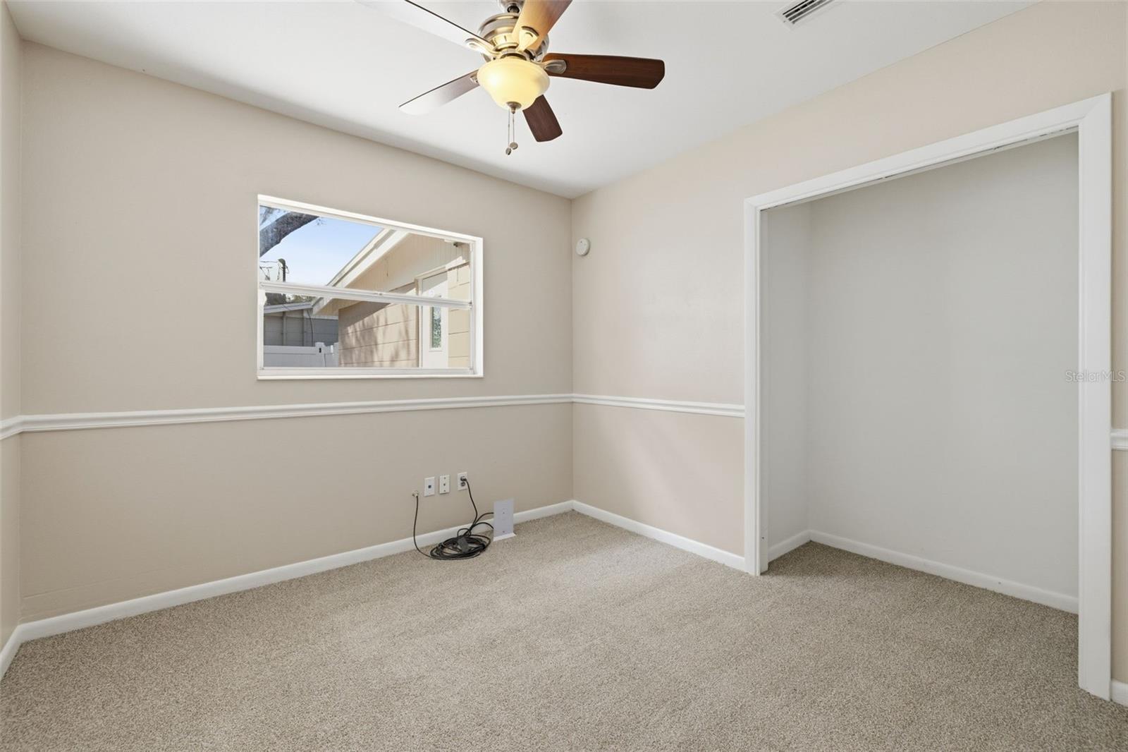 Image 25 of 47 For 908 Hardy Drive