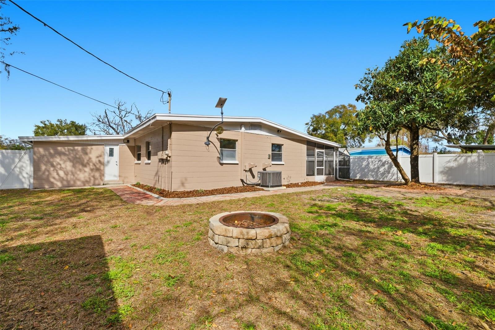 Image 35 of 47 For 908 Hardy Drive