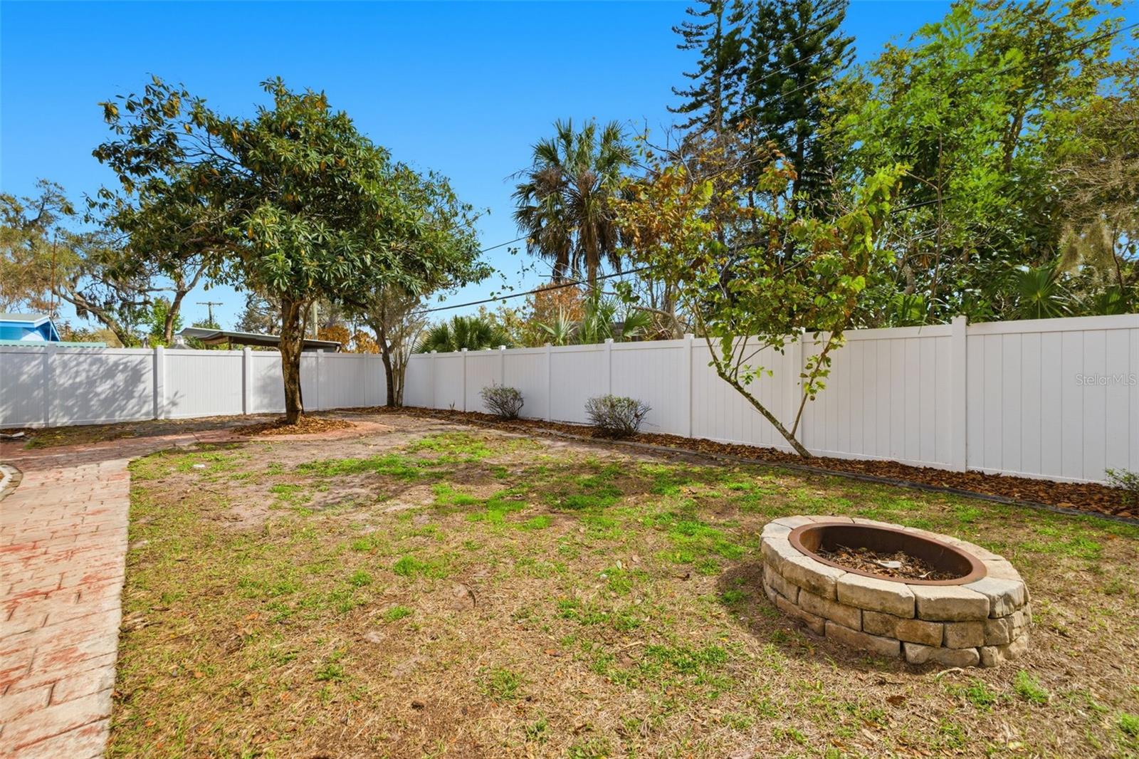 Image 37 of 47 For 908 Hardy Drive