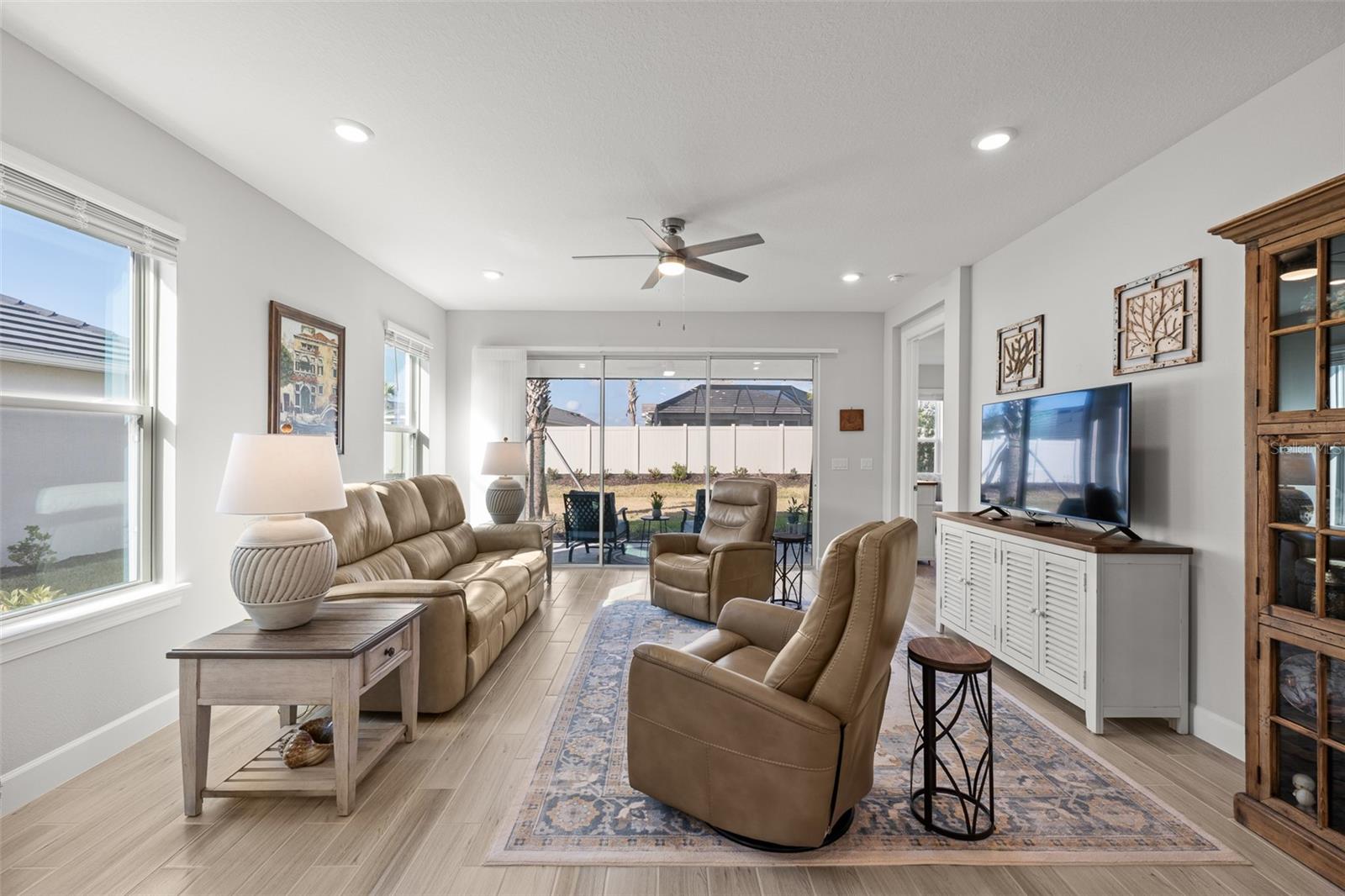 Image 6 of 77 For 29563 Velletri Lane