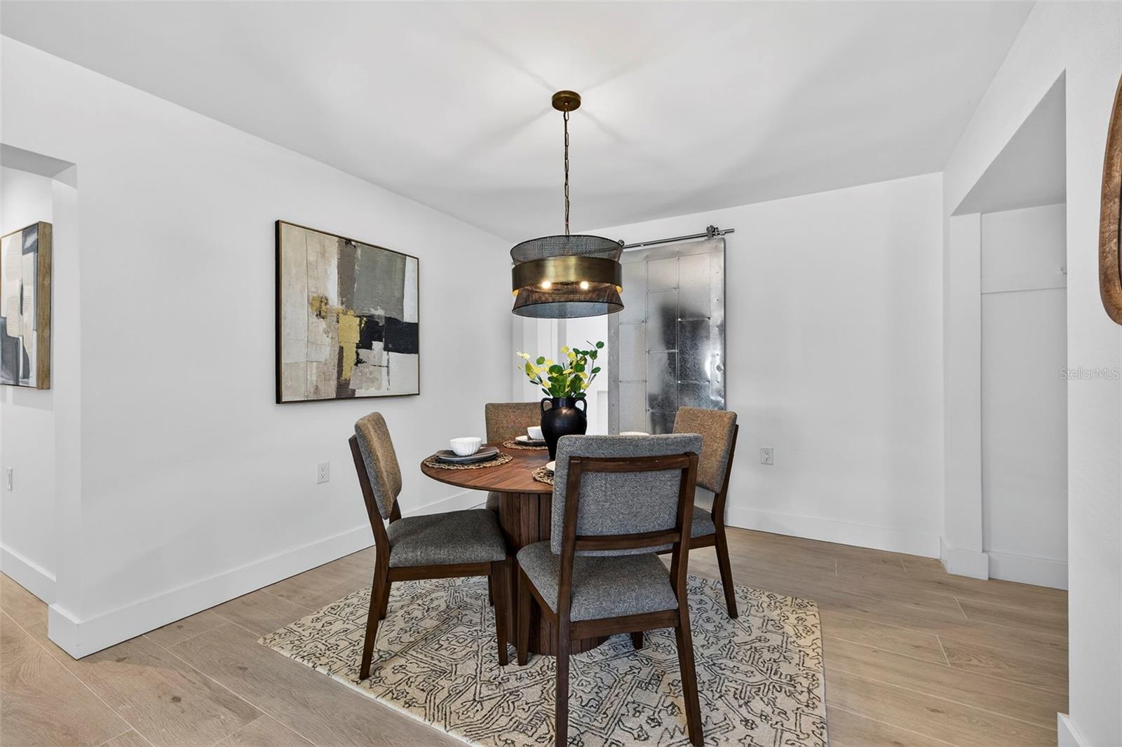 Image 17 of 44 For 16611 Gulf Boulevard