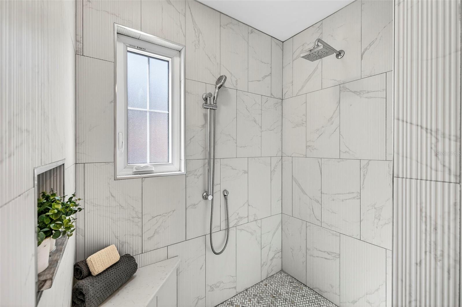 Image 29 of 44 For 16611 Gulf Boulevard