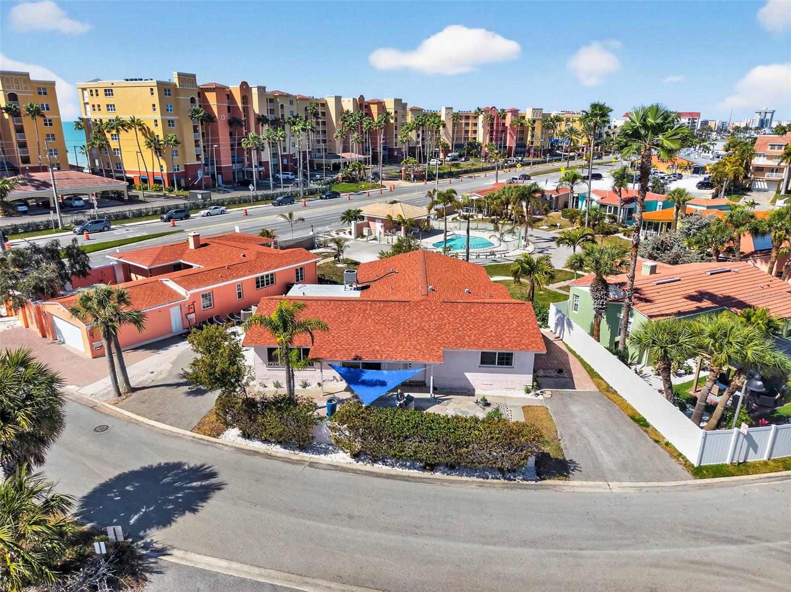 Image 3 of 44 For 16611 Gulf Boulevard