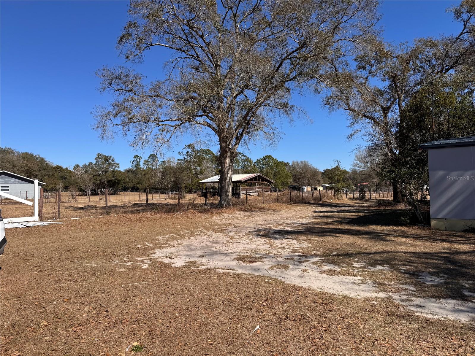 Image 15 of 34 For 7647 Shannon Lane