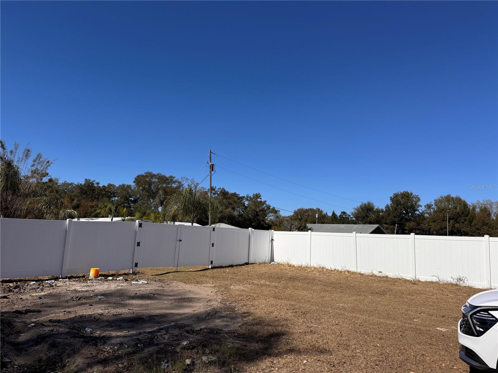 Image 23 of 34 For 7647 Shannon Lane