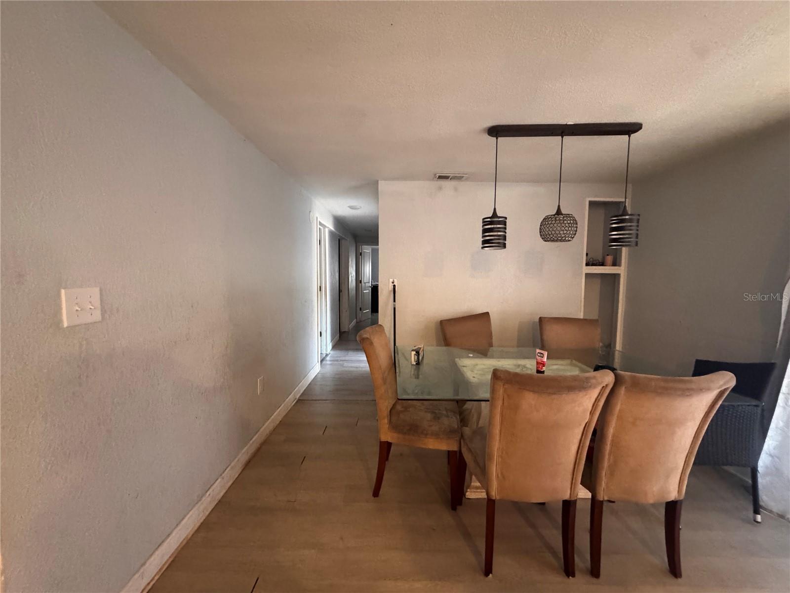 Image 5 of 34 For 7647 Shannon Lane