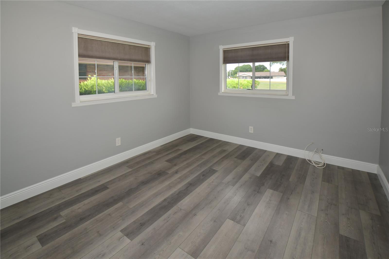 Image 14 of 53 For 6690 Burning Tree Drive