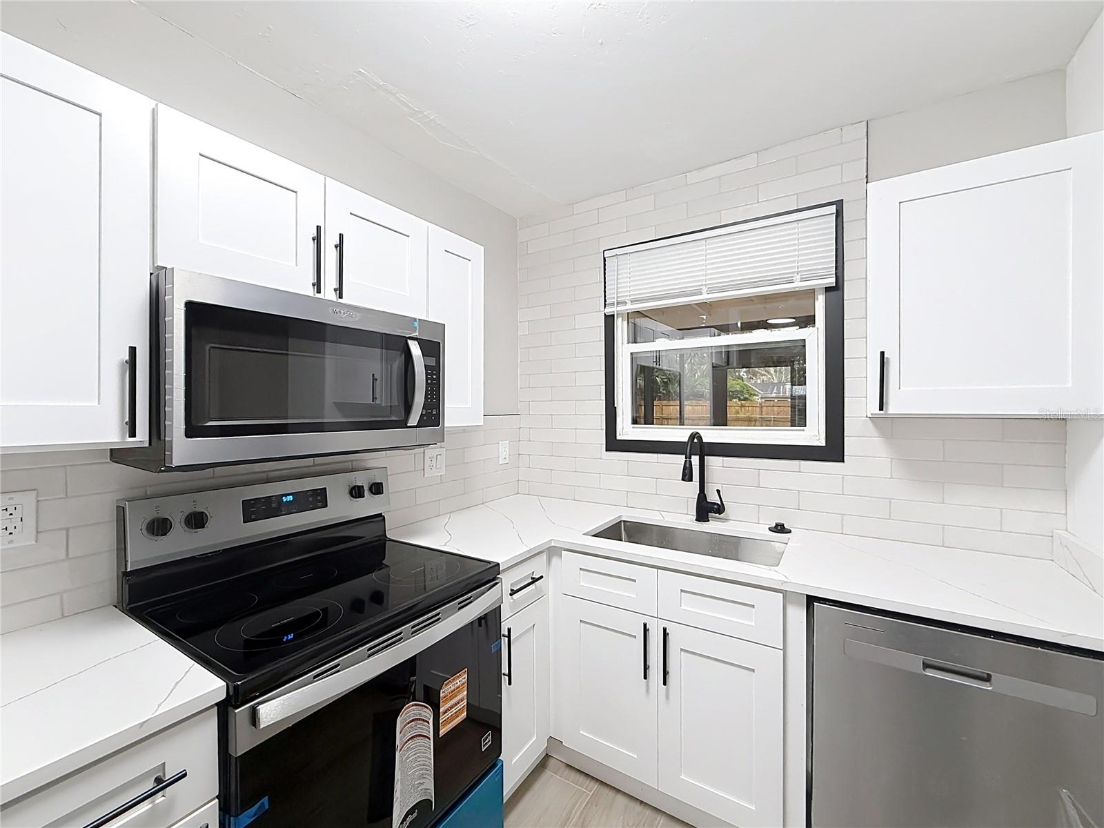 Image 27 of 40 For 1013 15th Avenue