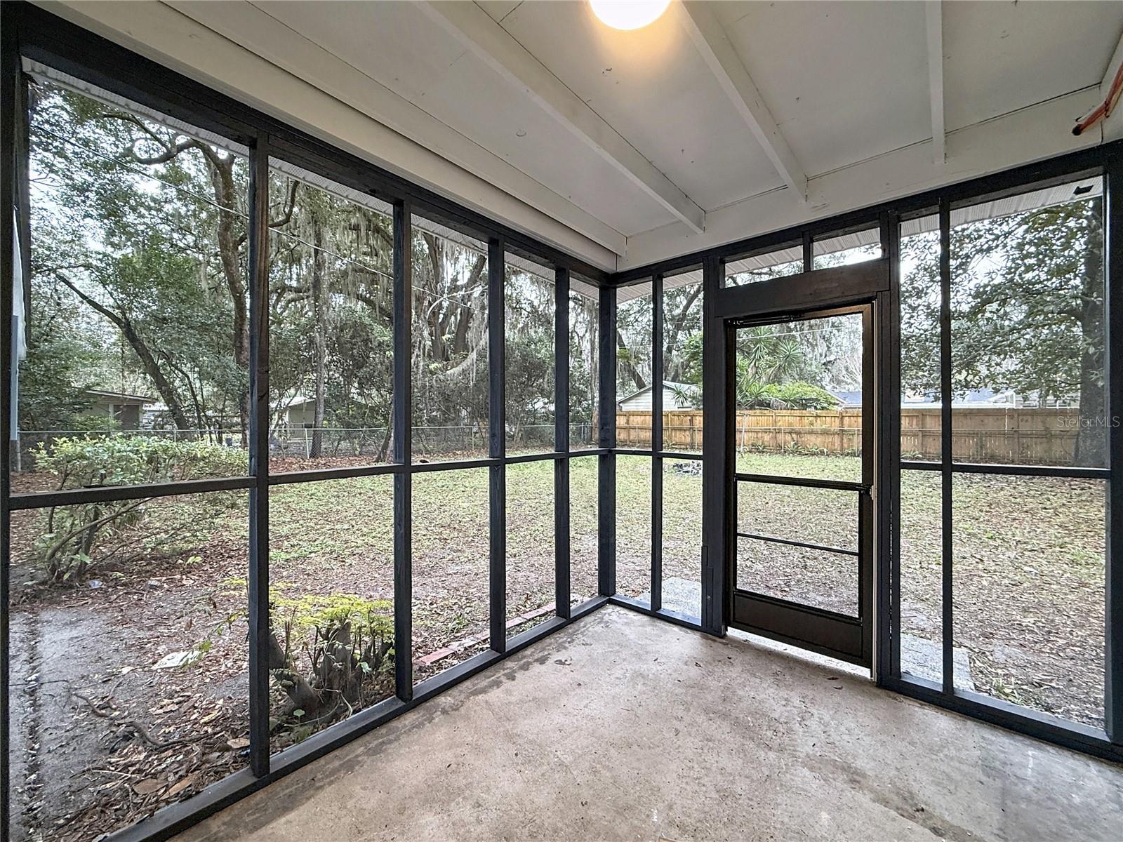 Image 36 of 40 For 1013 15th Avenue