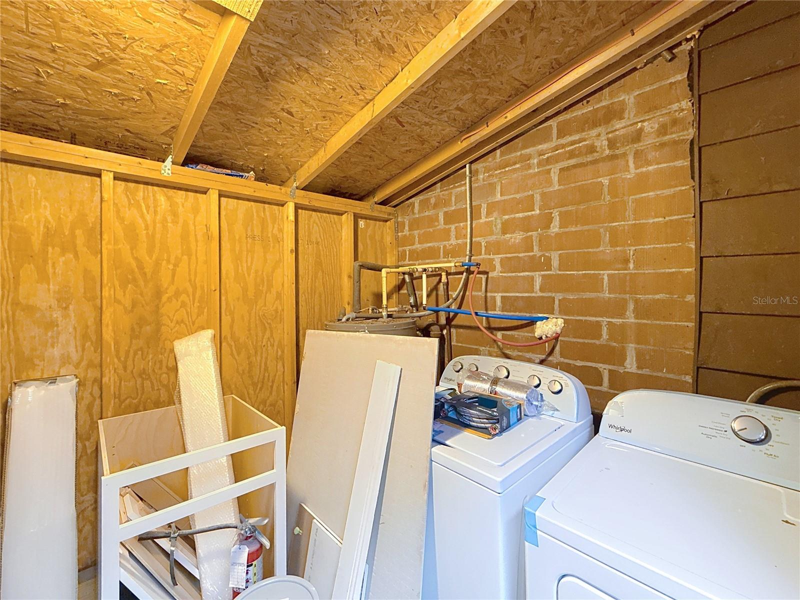 Image 37 of 40 For 1013 15th Avenue