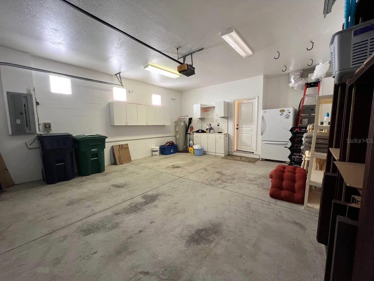 Image 14 of 20 For 3817 Tacon Street