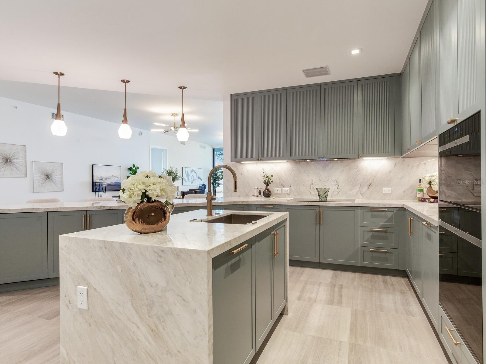 Image 18 of 100 For 3101 Bayshore Boulevard 303