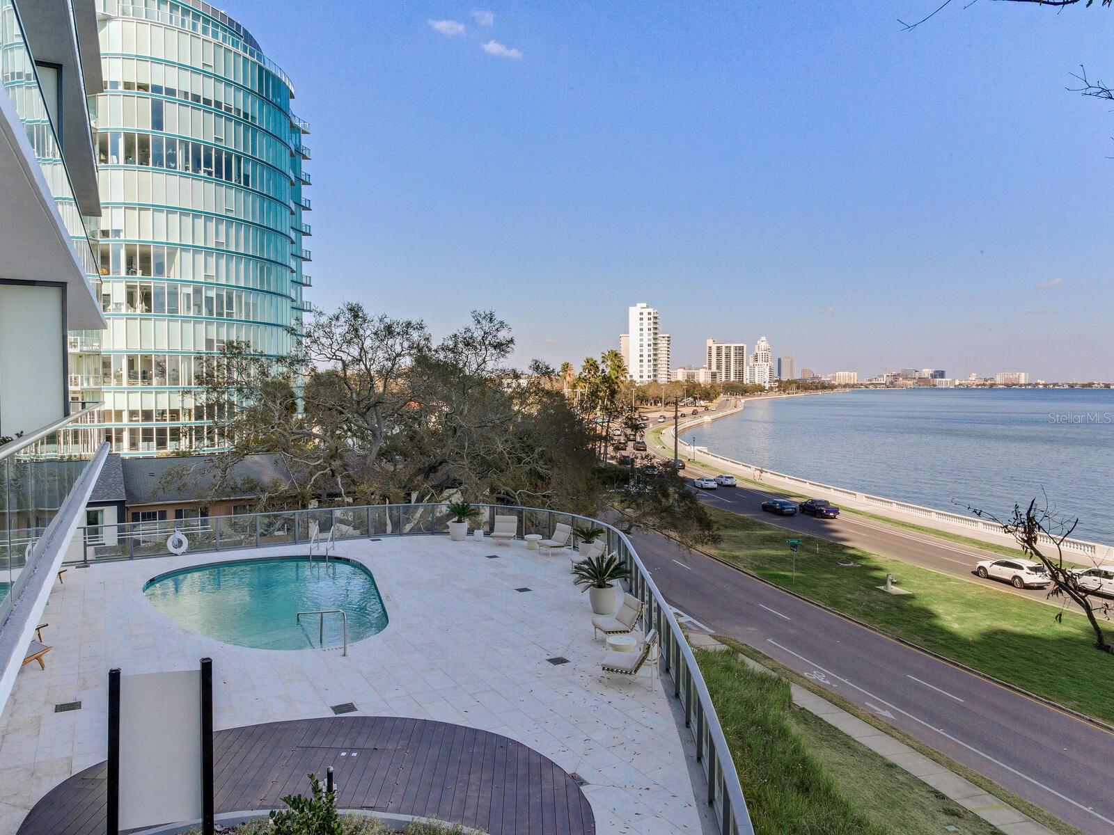 Image 36 of 100 For 3101 Bayshore Boulevard 303