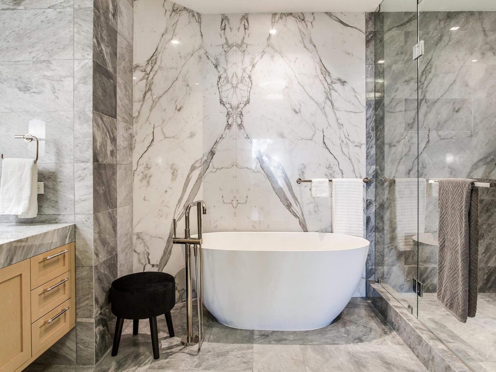 Image 54 of 100 For 3101 Bayshore Boulevard 303