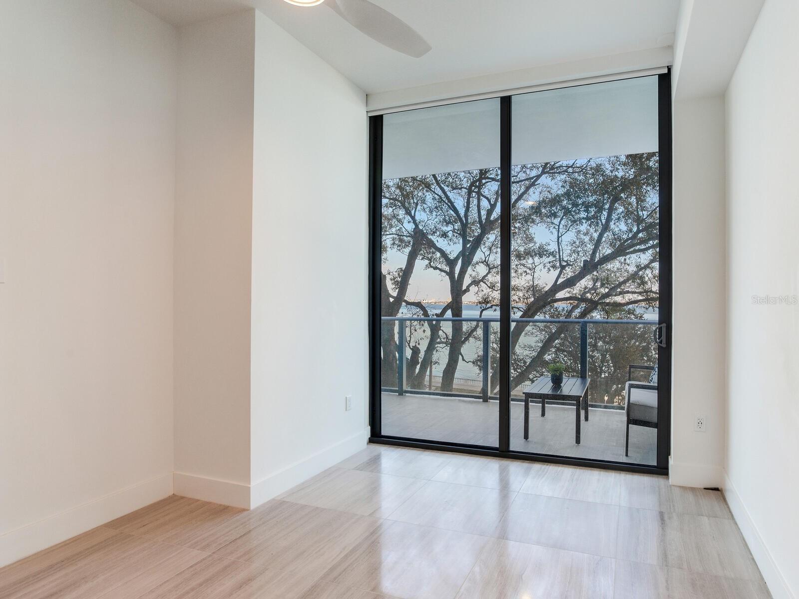 Image 59 of 100 For 3101 Bayshore Boulevard 303